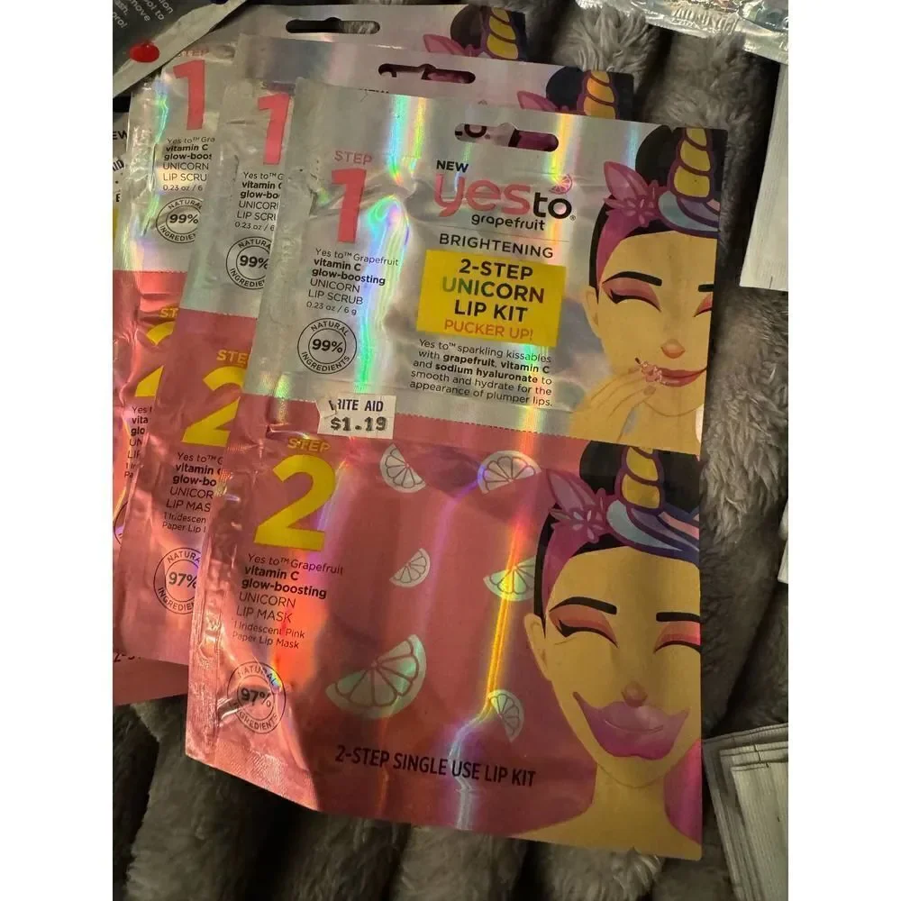 Yes to tomatoes,grapefruit &bliss + kol korean nose pore strips